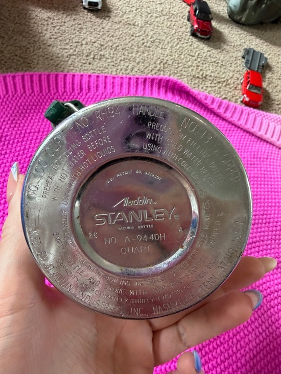 VINTAGE Stanley Aladdin Thermos Us-Made A-944dh Green Metal 1 quart USED - Picture 2 of 6